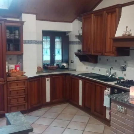 Casa Del Rustico, Indipendente Vista Sacra Con Dipinto فيلة Caprie