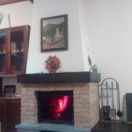 Casa Del Rustico, Indipendente Vista Sacra Con Dipinto 카프리에