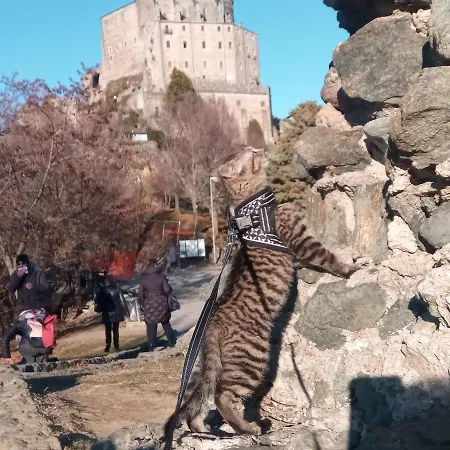 Casa Del Rustico, Indipendente Vista Sacra Con Dipinto Villa Caprie