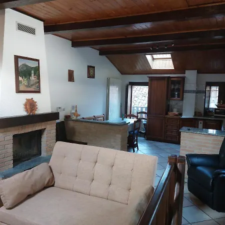 Casa Del Rustico, Indipendente Vista Sacra Con Dipinto Caprie