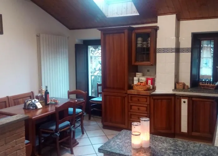 Villa Casa Del Rustico, Indipendente Vista Sacra Con Dipinto *