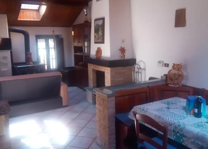 Casa Del Rustico, Indipendente Vista Sacra Con Dipinto Caprie