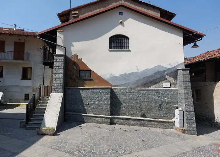 Villa Casa Del Rustico, Indipendente Vista Sacra Con Dipinto *