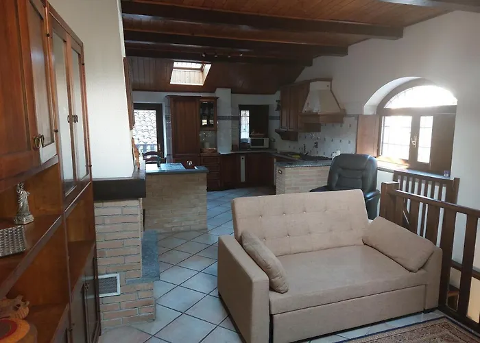 Casa Del Rustico, Indipendente Vista Sacra Con Dipinto Caprie