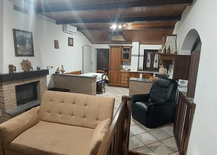 Villa Casa Del Rustico, Indipendente Vista Sacra Con Dipinto